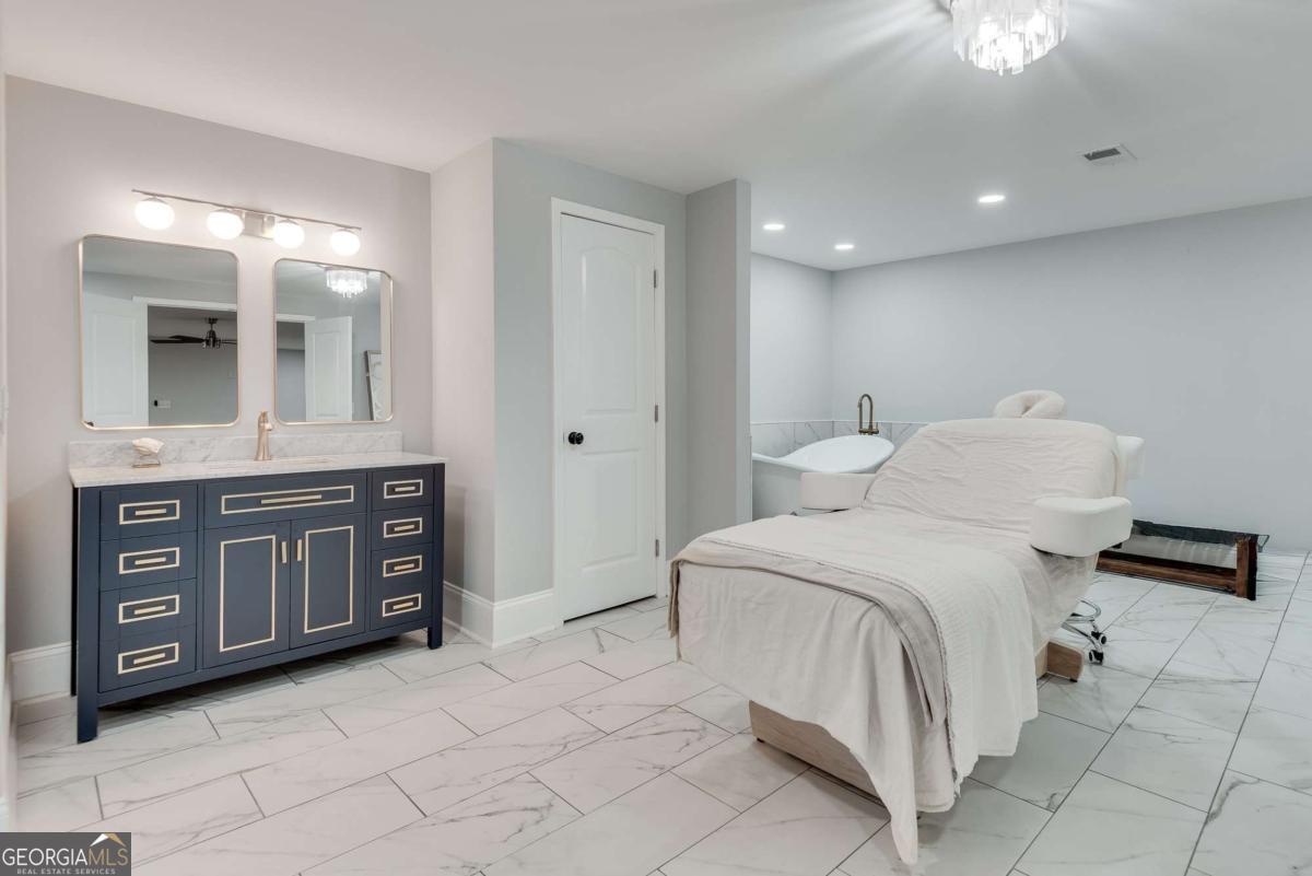 Watkins Glen - Residential