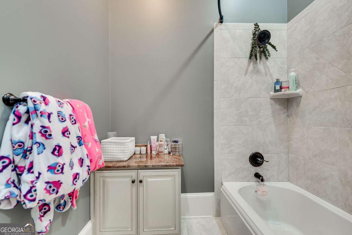 Watkins Glen - Residential