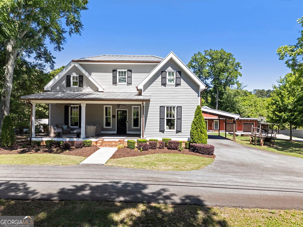 Photo of 527 Main Street, Suwanee, GA 30024 (MLS # 10765692)