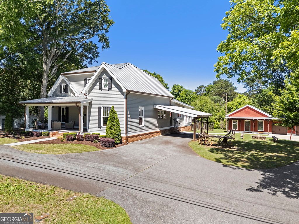 Photo of 527 Main Street, Suwanee, GA 30024 (MLS # 10765692)