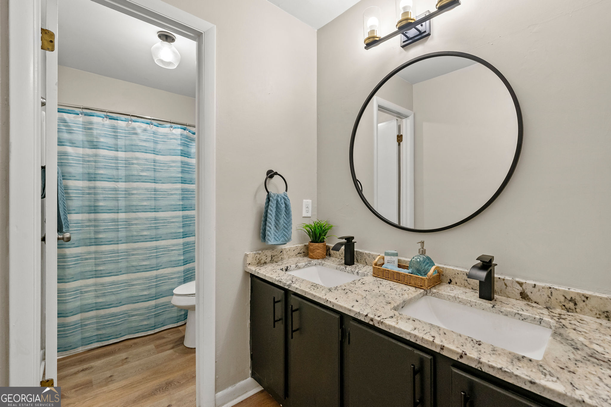 WILLOW POINT - Residential