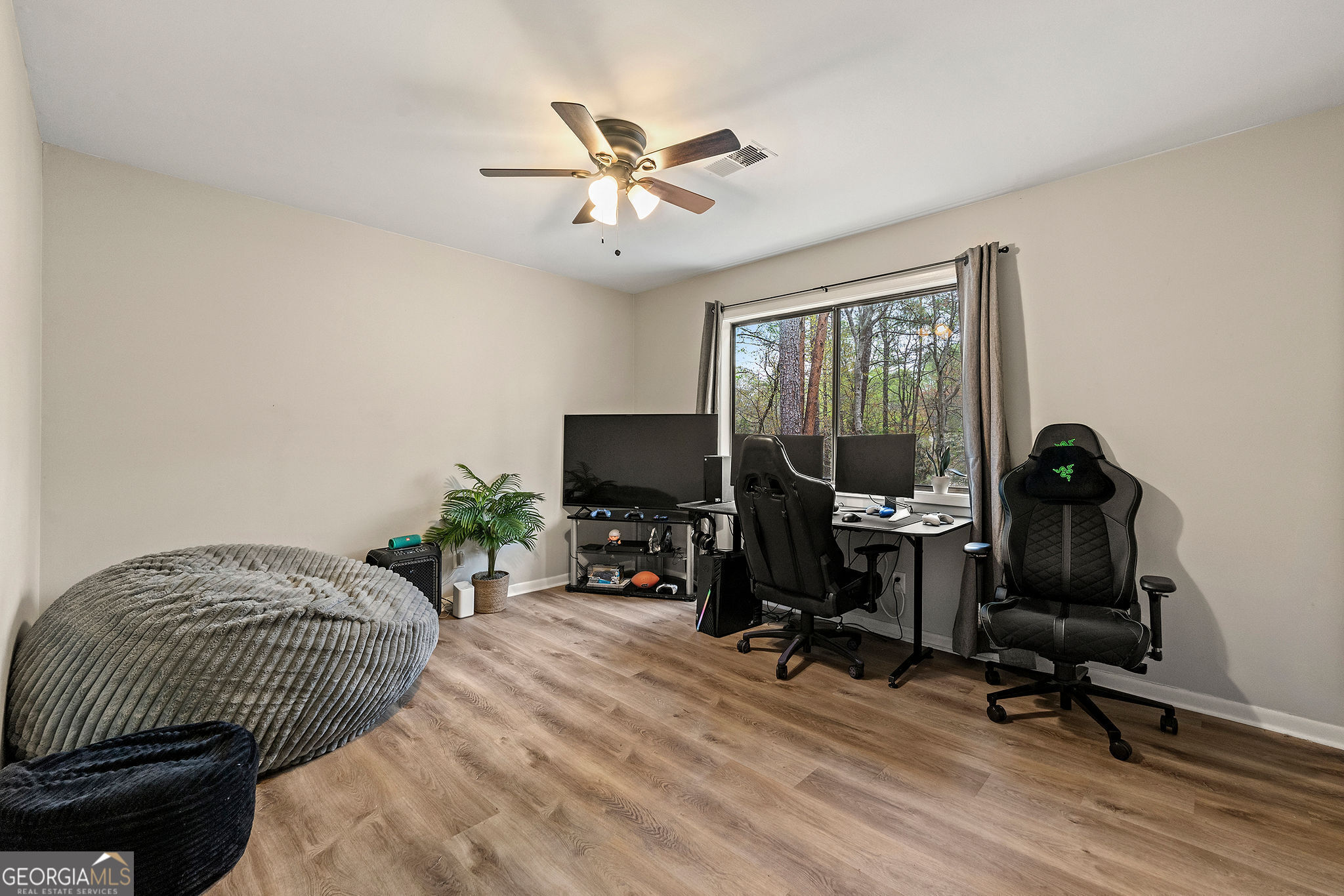WILLOW POINT - Residential