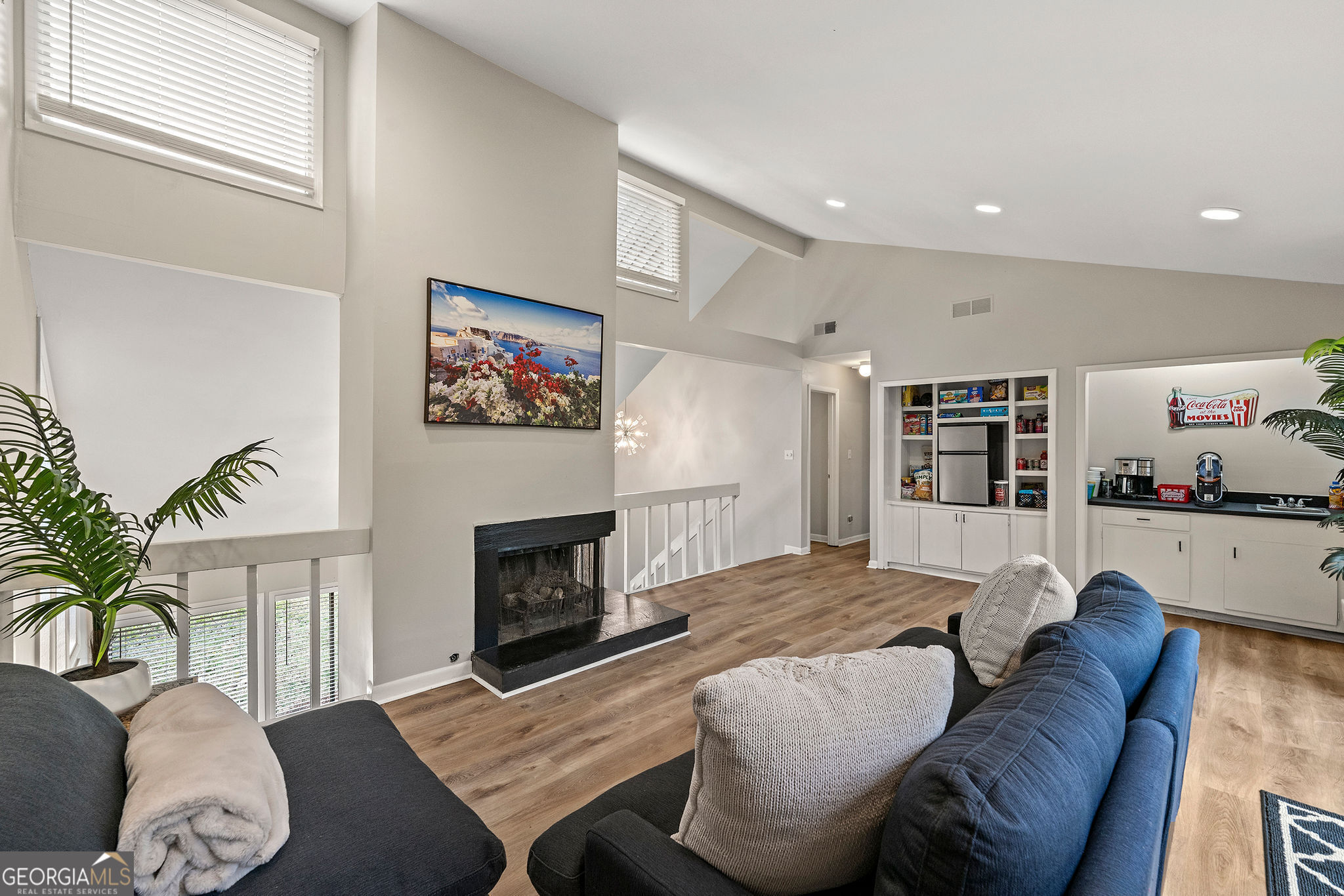 WILLOW POINT - Residential
