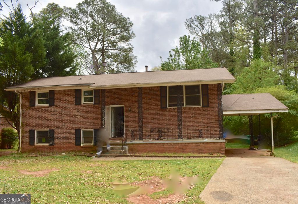 Photo of 1774 Gretna Green Way, Decatur, GA 30035 (MLS # 10731678)