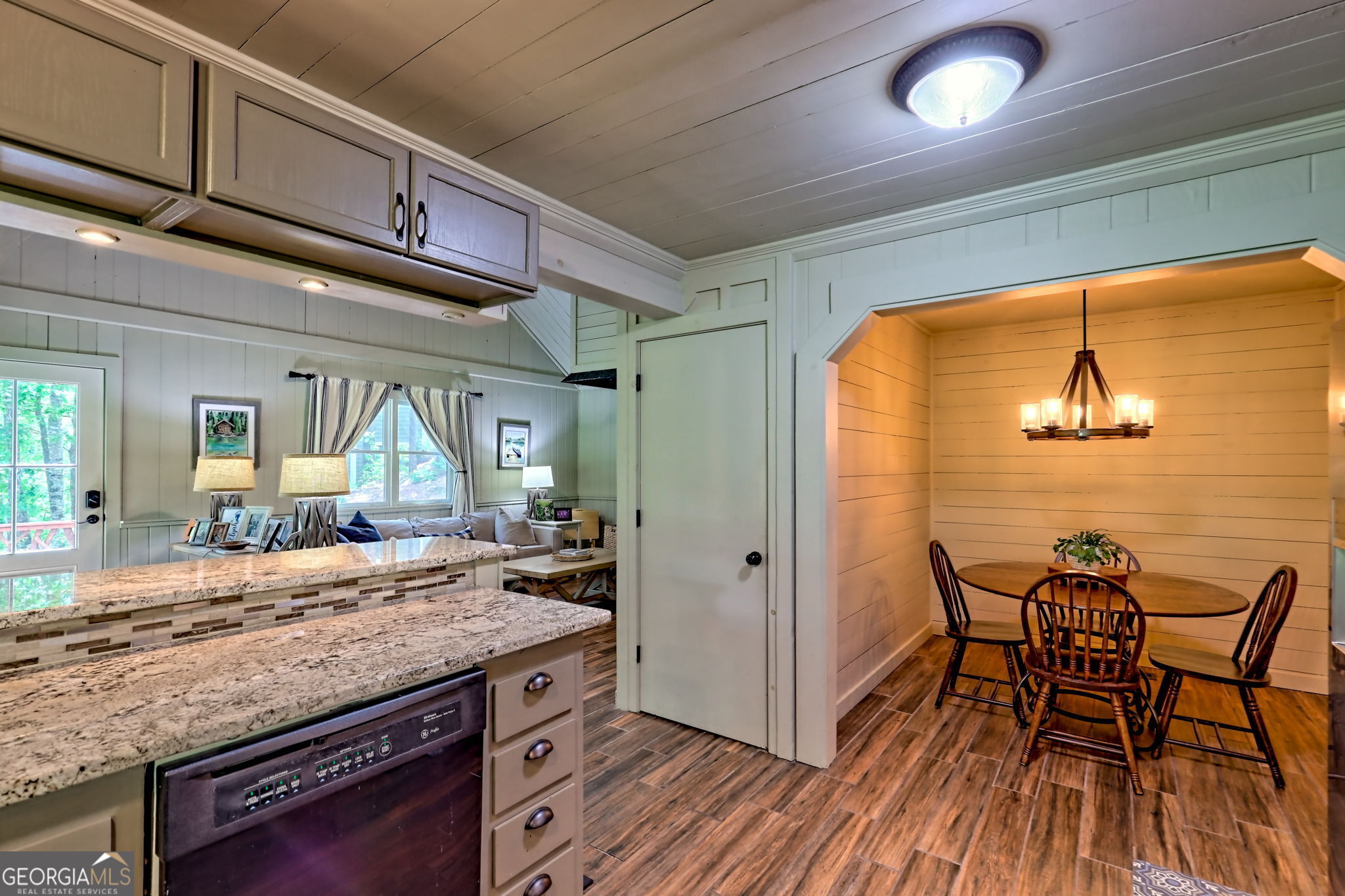 Clayton, Georgia 30525, United States, 3 Bedrooms Bedrooms, ,2 BathroomsBathrooms,Residential,Active,136107