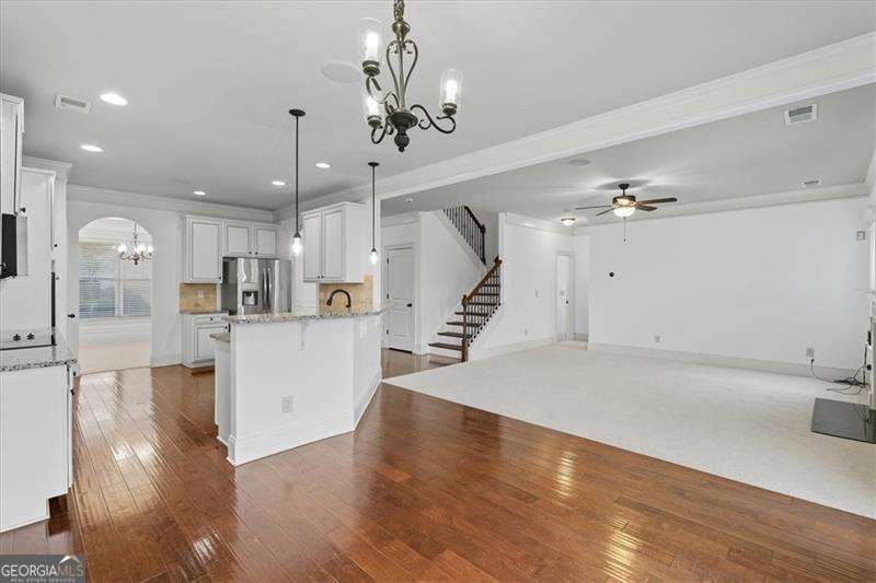 2239 Noelle PL