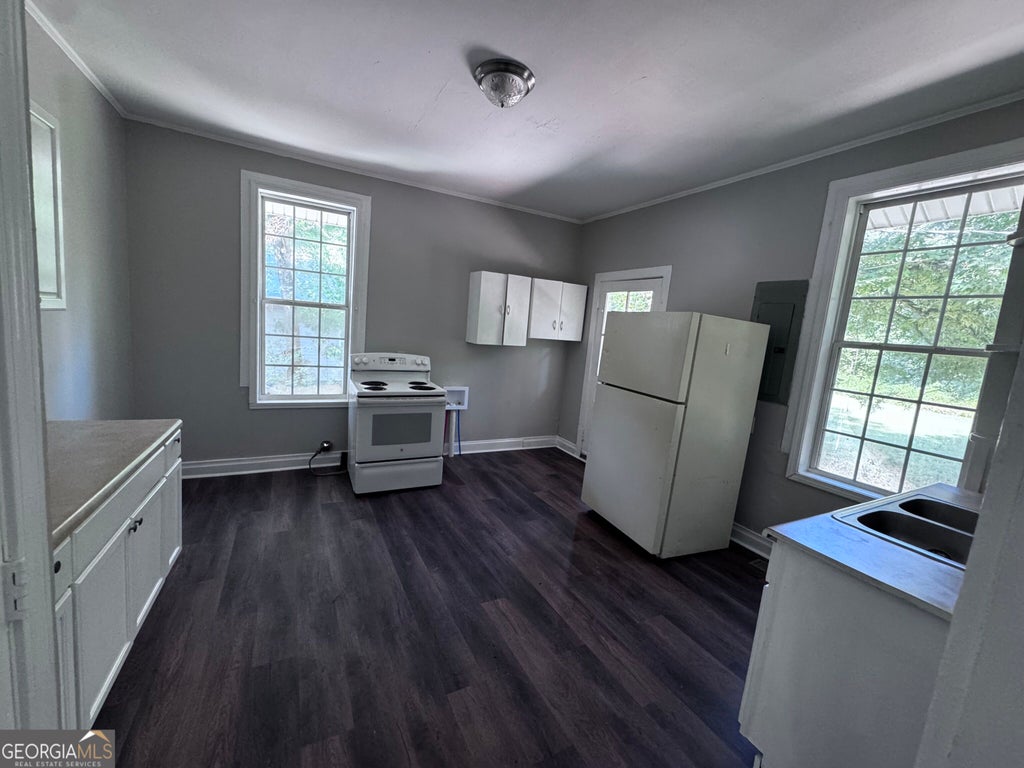 Photo of 134 W 5th Street, Monroe, GA 30666 (MLS # 10850297)