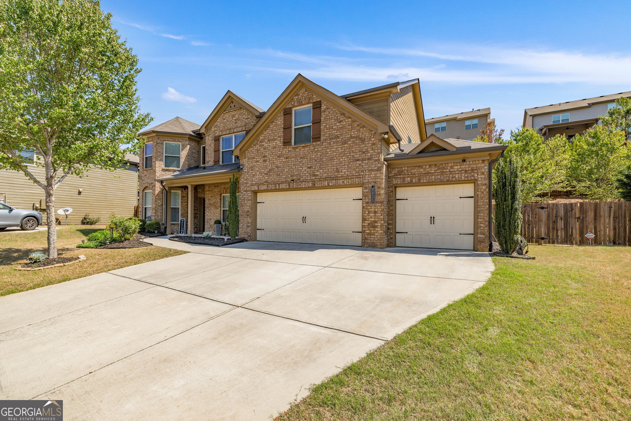 4015 Two Bridge CT