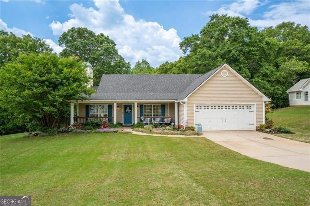 Photo of 329 Tallassee Lane, Statham, GA 30666 (MLS # 10824067)
