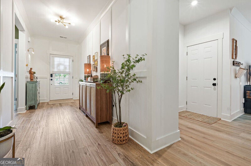 409 Mcdaniel PL