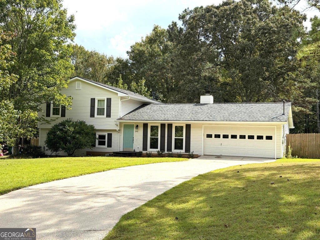 Photo of 292 Cypress Circle, Carrollton, GA 30116 (MLS # 10866723)