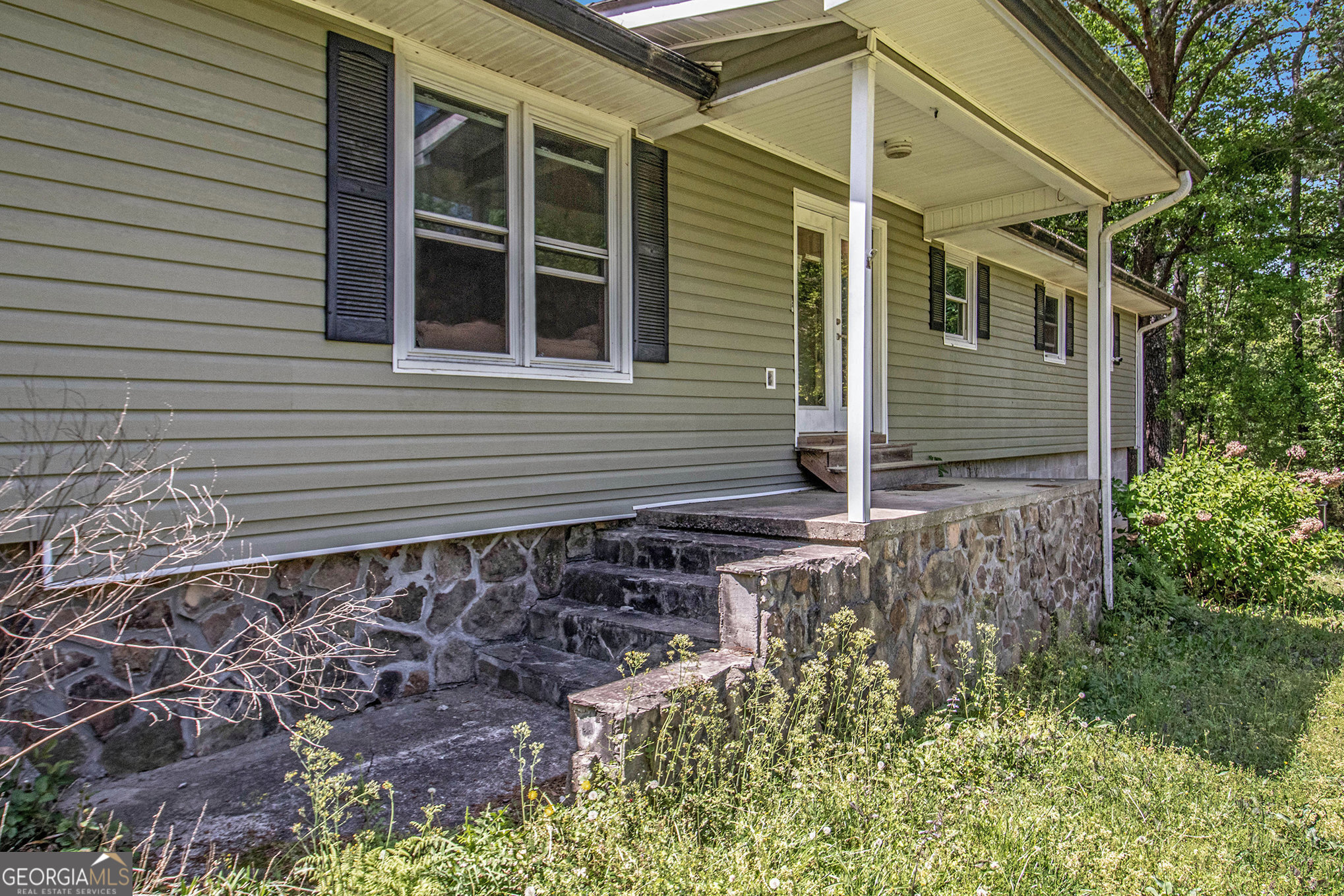 233 Bexton RD
