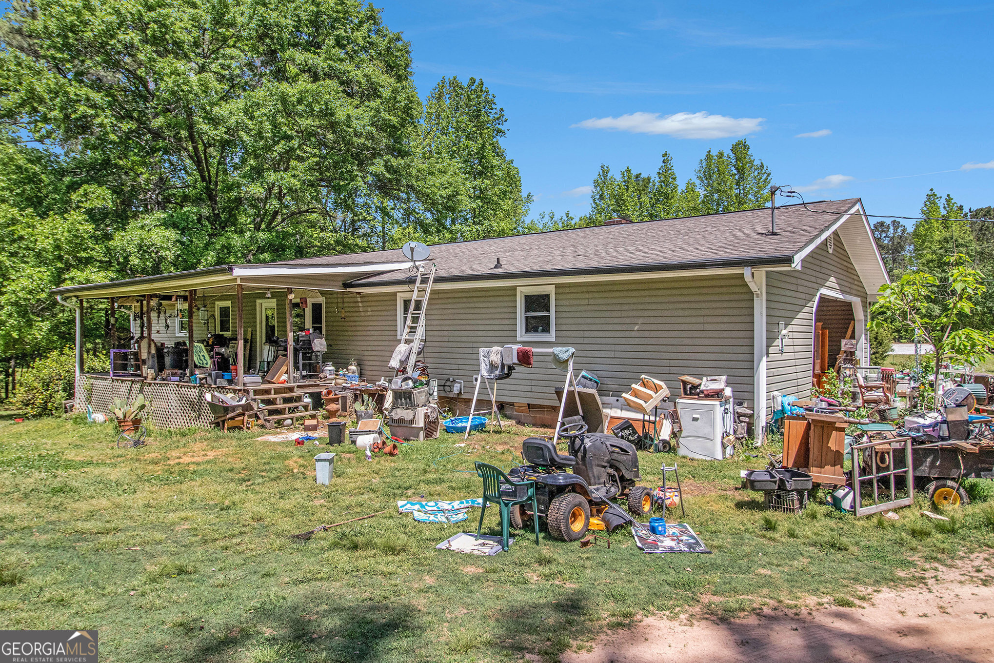 233 Bexton RD