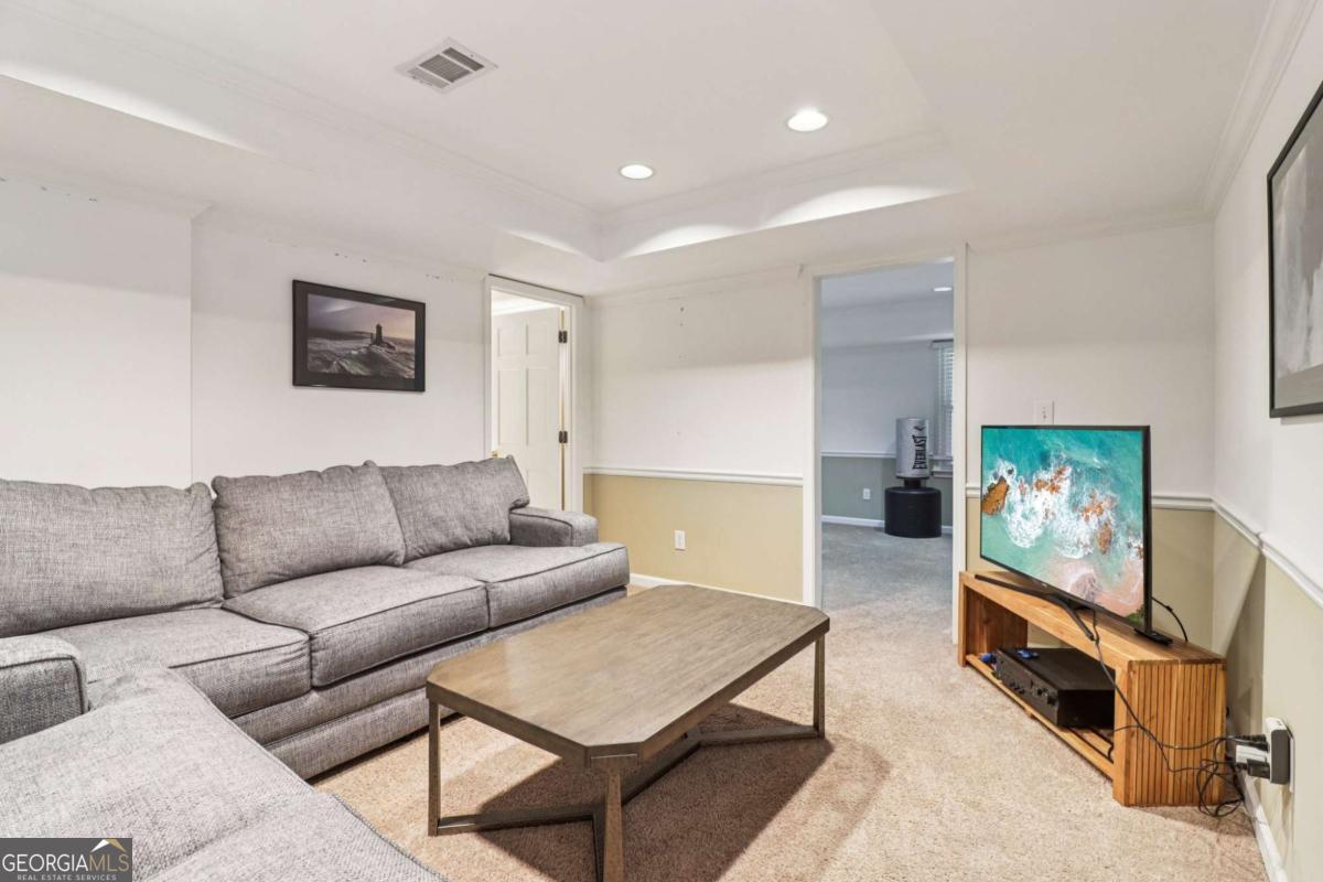 Mid Broadwell Trace - Residential