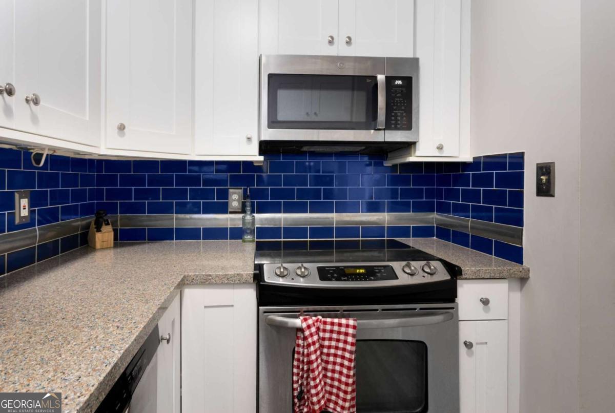 1421 Peachtree ST NE 401