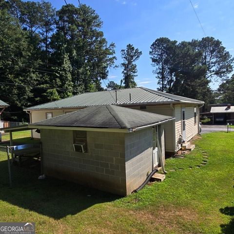 A home in Newnan