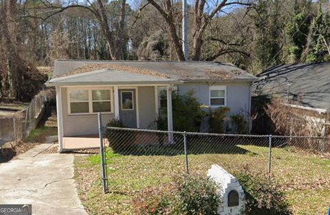 Photo of 116 Dahlia Avenue NW, Atlanta, GA 30314 (MLS # 10687820)