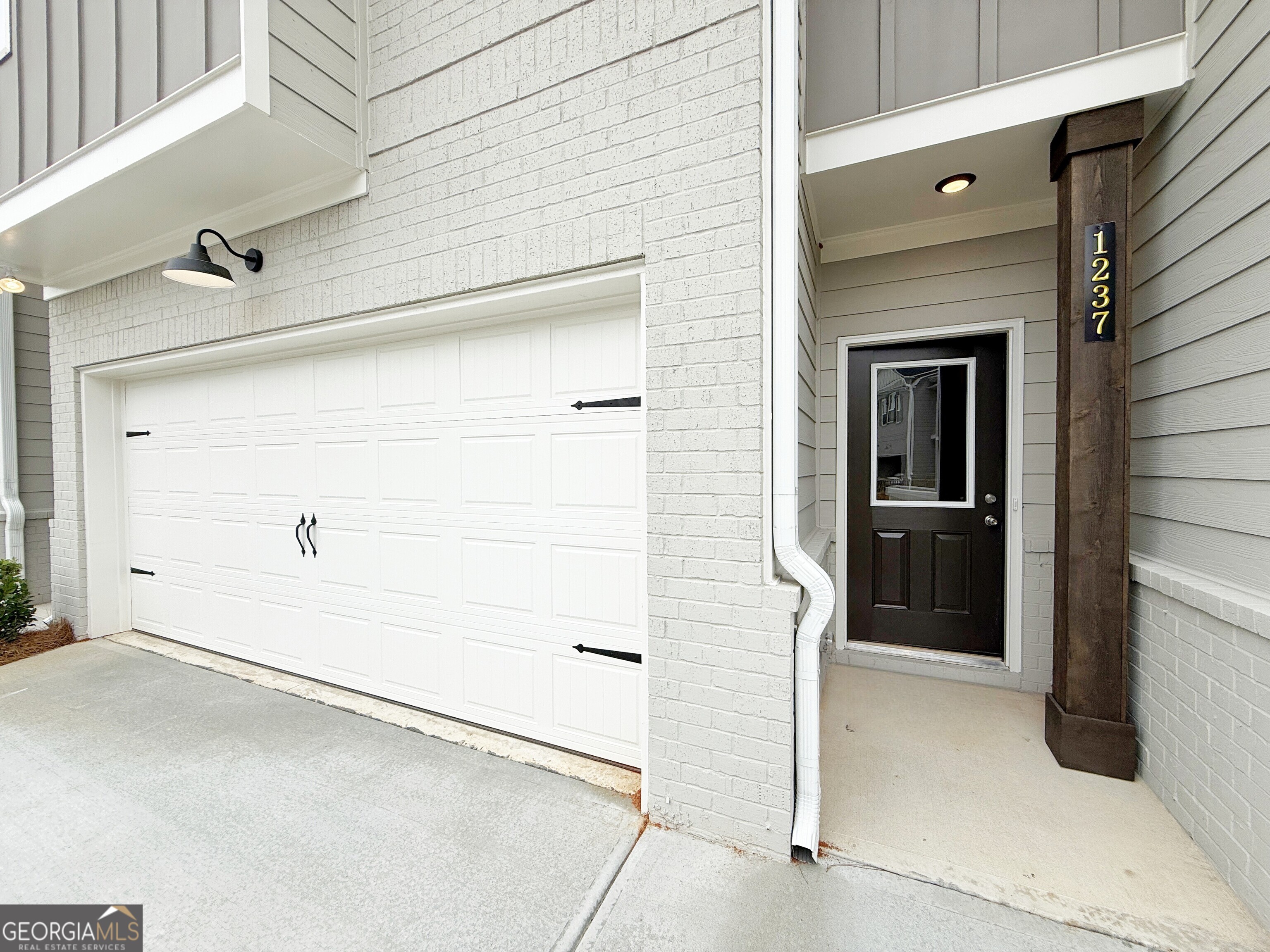 1237 Fern Ridge CT 18