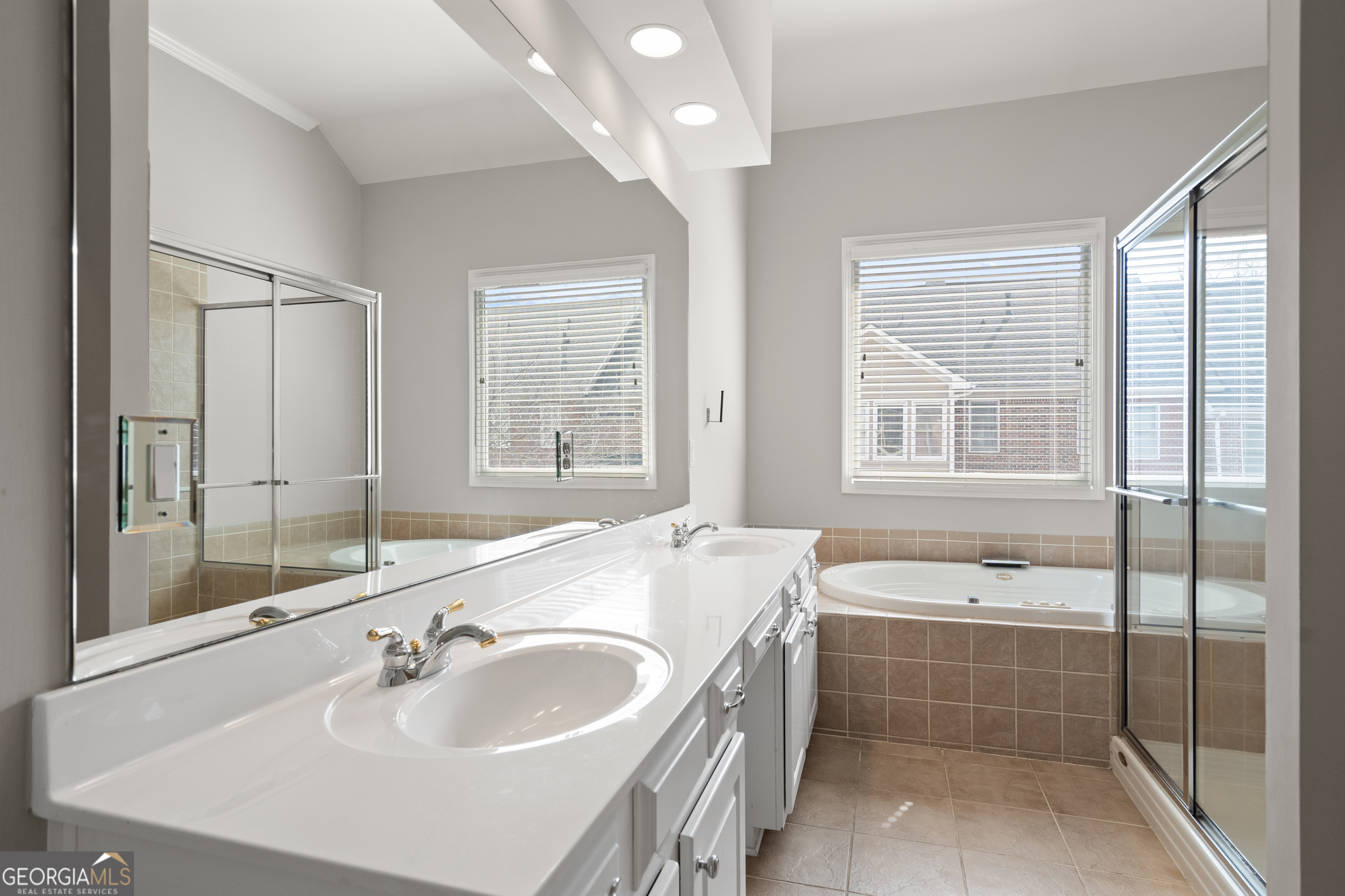 Academy Park - Residential