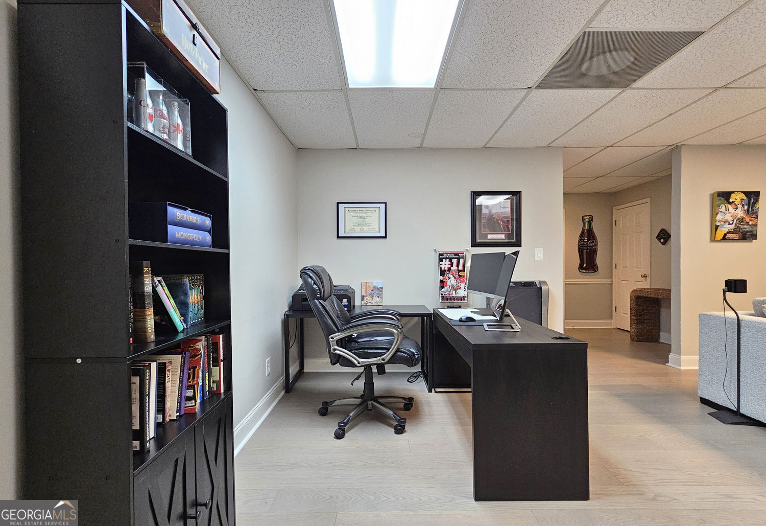 Roswell, Georgia 30075, United States, 4 Bedrooms Bedrooms, ,4 BathroomsBathrooms,Residential,Active,236639