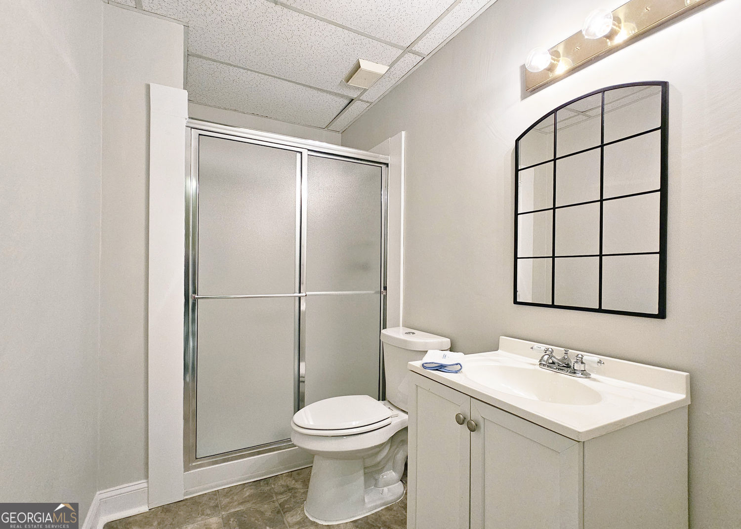 Roswell, Georgia 30075, United States, 4 Bedrooms Bedrooms, ,4 BathroomsBathrooms,Residential,Active,236639