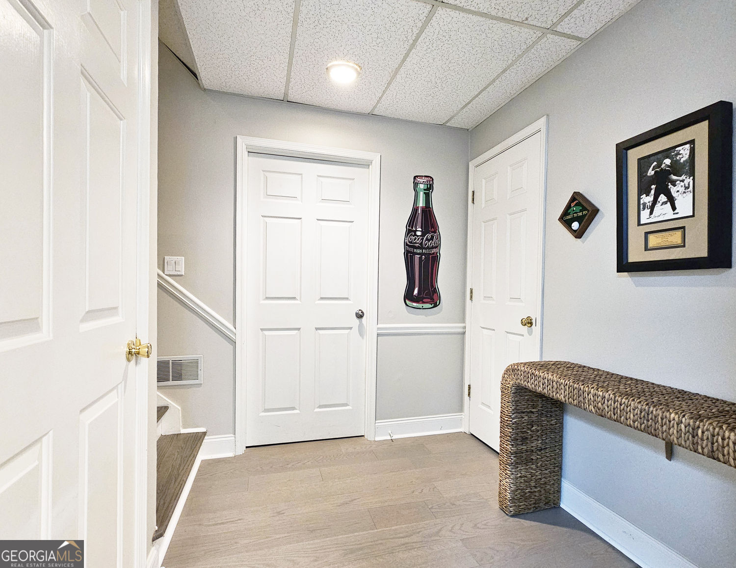 Roswell, Georgia 30075, United States, 4 Bedrooms Bedrooms, ,4 BathroomsBathrooms,Residential,Active,236639