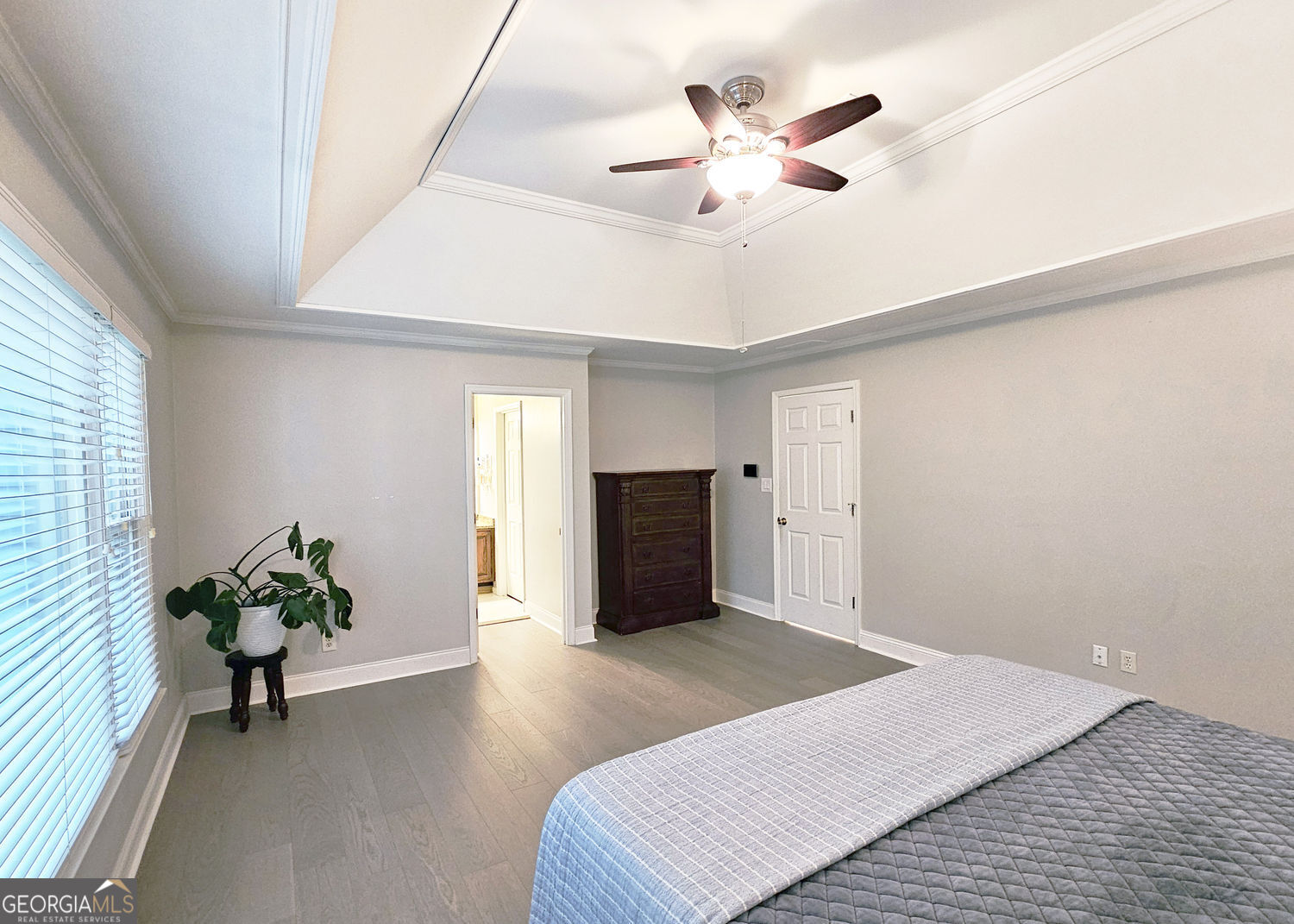 Roswell, Georgia 30075, United States, 4 Bedrooms Bedrooms, ,4 BathroomsBathrooms,Residential,Active,236639