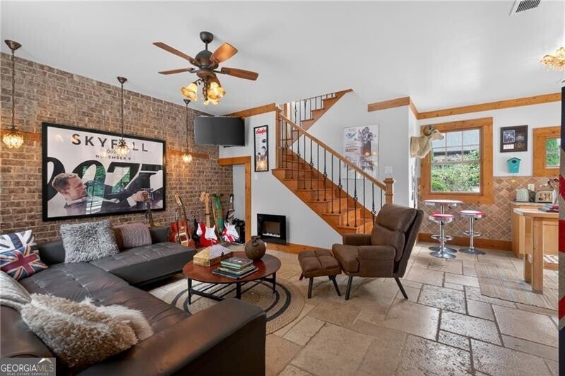 625 Willeo Rd, Roswell, GA, 30075, USA, 7 Bedrooms Bedrooms, ,7 BathroomsBathrooms,Residential,Active,625 Willeo Rd,10786013