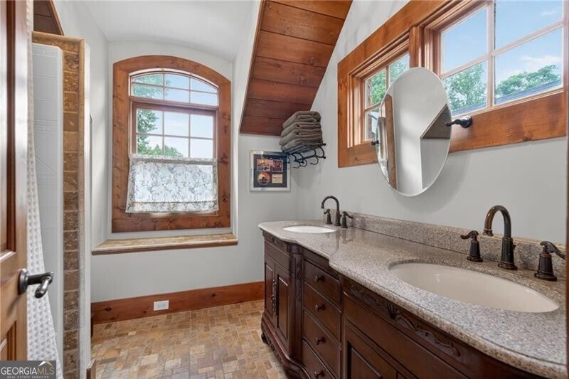 625 Willeo Rd, Roswell, GA, 30075, USA, 7 Bedrooms Bedrooms, ,7 BathroomsBathrooms,Residential,Active,625 Willeo Rd,10786013
