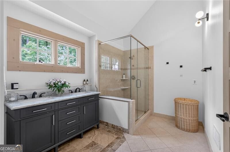 625 Willeo Rd, Roswell, GA, 30075, USA, 7 Bedrooms Bedrooms, ,7 BathroomsBathrooms,Residential,Active,625 Willeo Rd,10786013