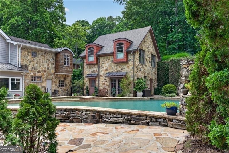 625 Willeo Rd, Roswell, GA, 30075, USA, 7 Bedrooms Bedrooms, ,7 BathroomsBathrooms,Residential,Active,625 Willeo Rd,10786013