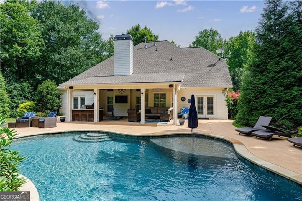 Photo of 300 Foxglove Court, Alpharetta, GA 30004 (MLS # 10794183)