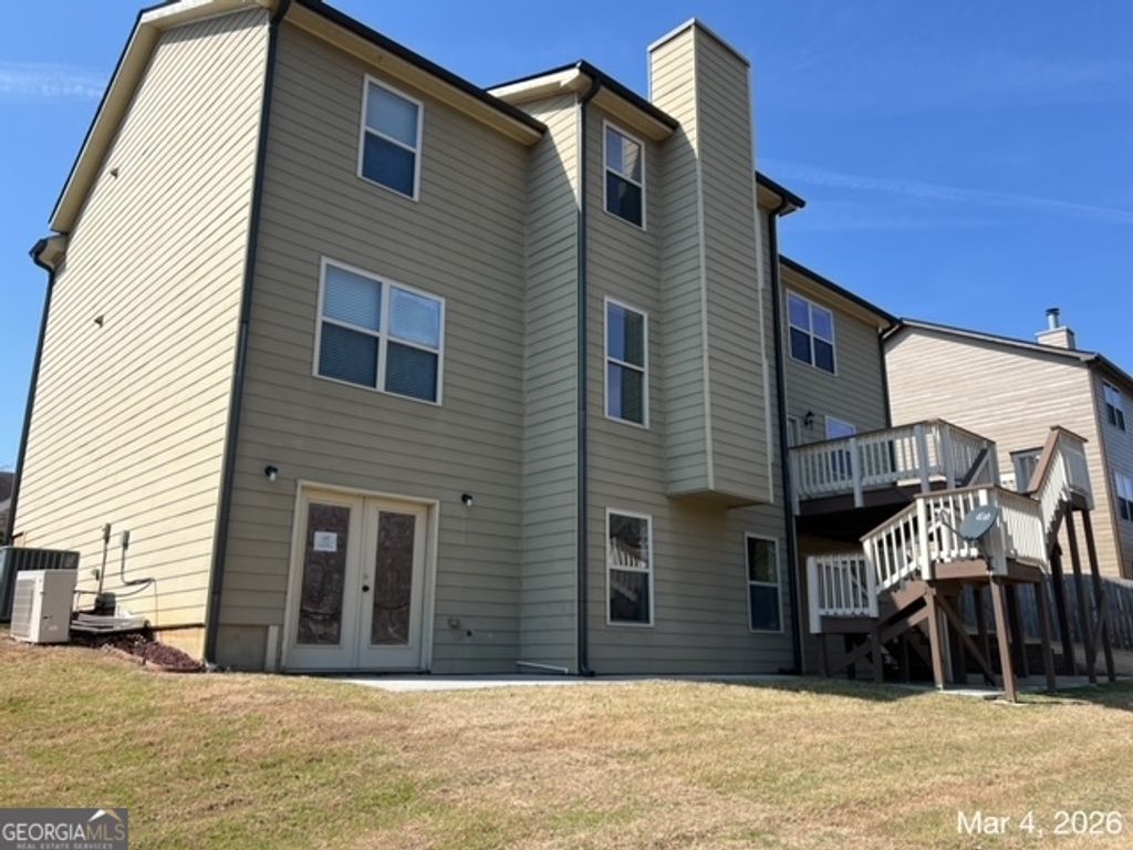 Photo of 221 Franklin Street, Braselton, GA 30517 (MLS # 10710707)