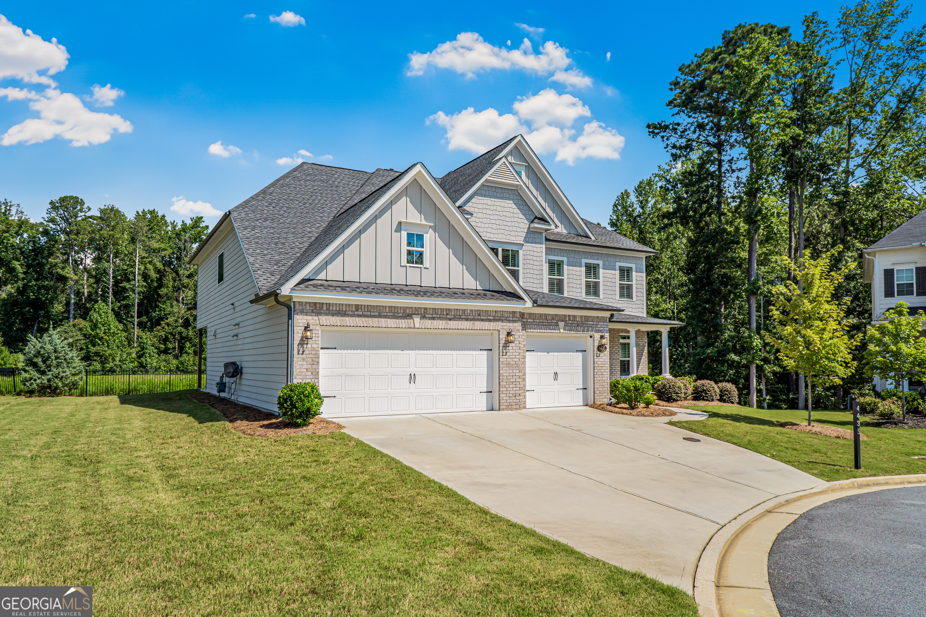 4435 Starwood DR