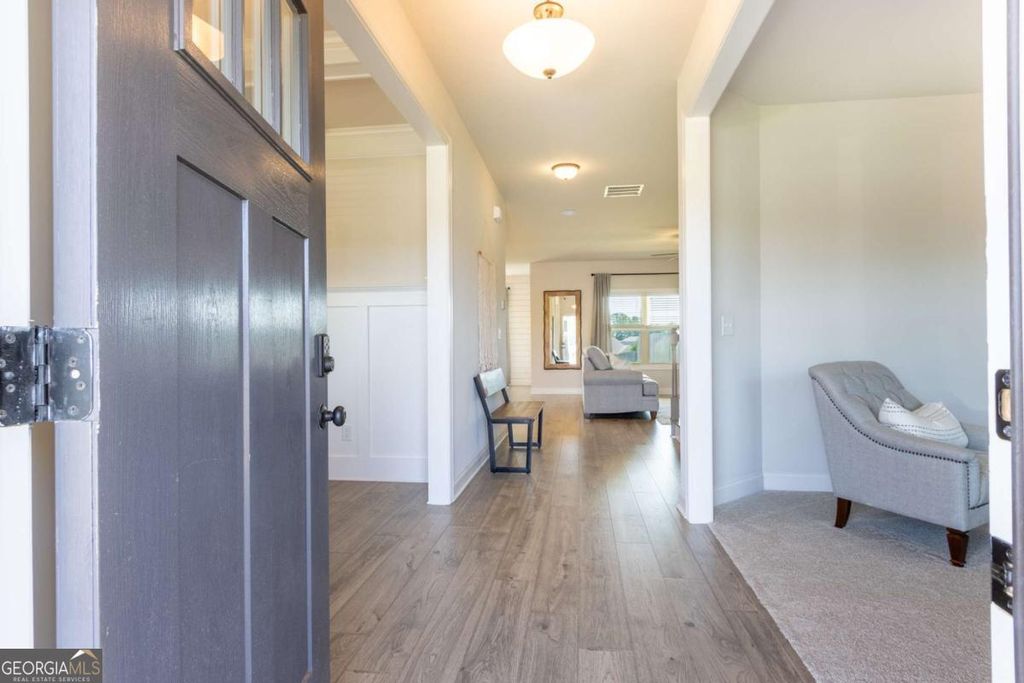 Photo of 560 Calgary Downs Drive, Winder, GA 30680 (MLS # 10630266)