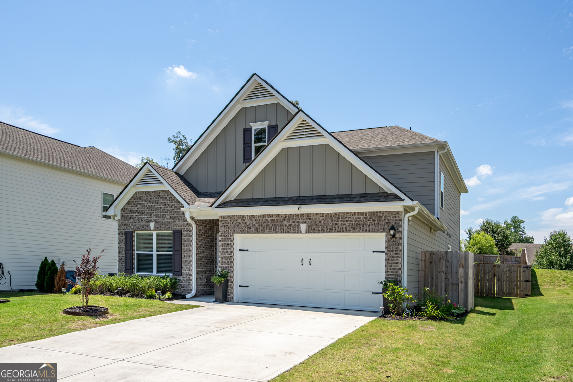 10 Majestic Oaks WAY NE