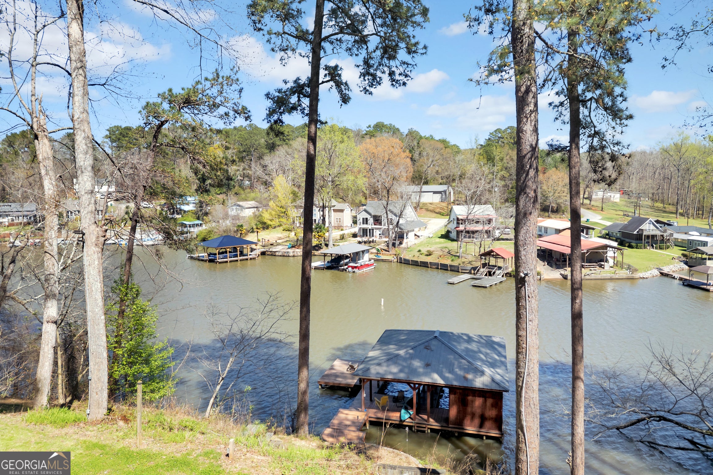 318 E Mourning Dove CT