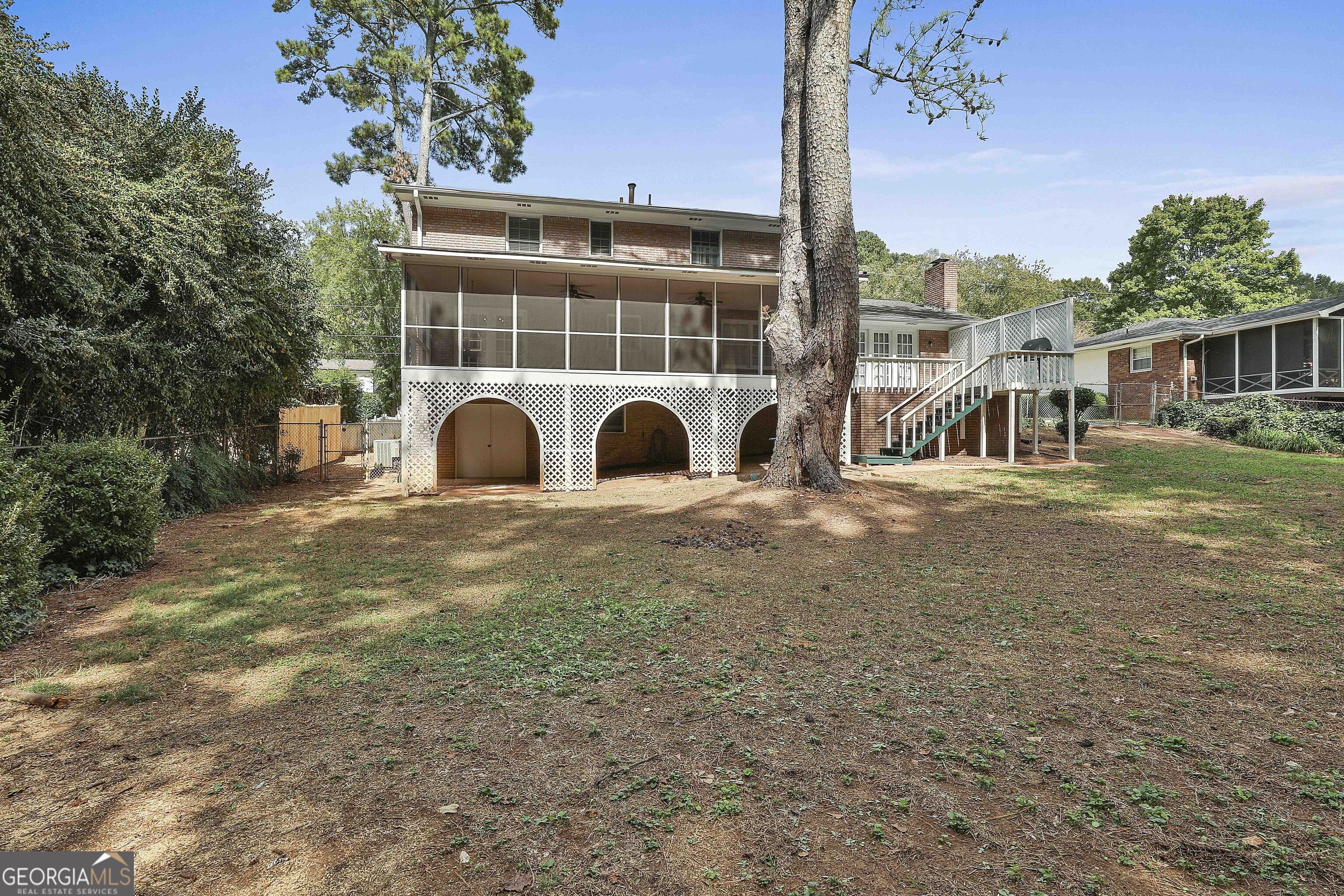 Tuxedo Estates - Residential