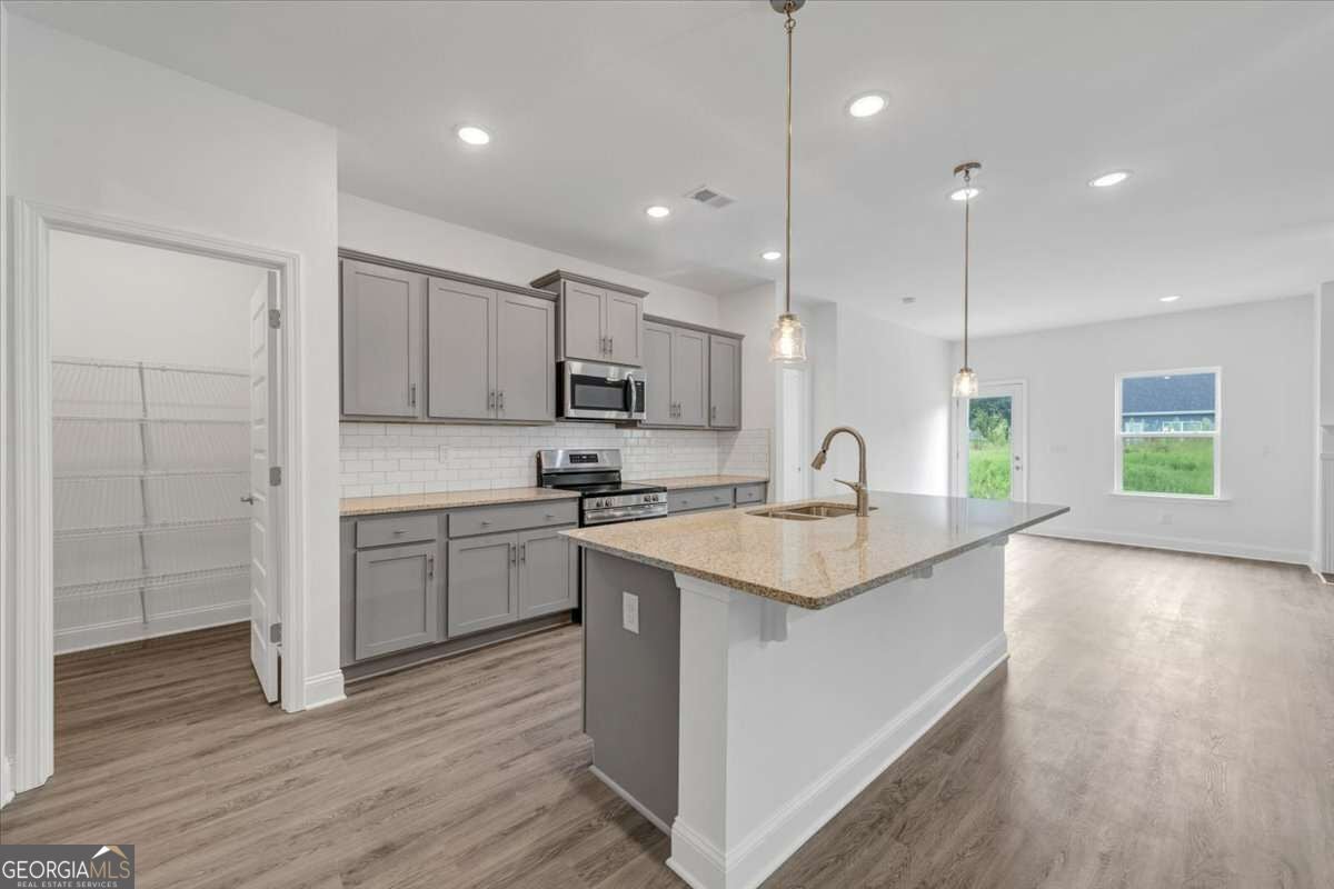 313 Angela AVE LOT 05