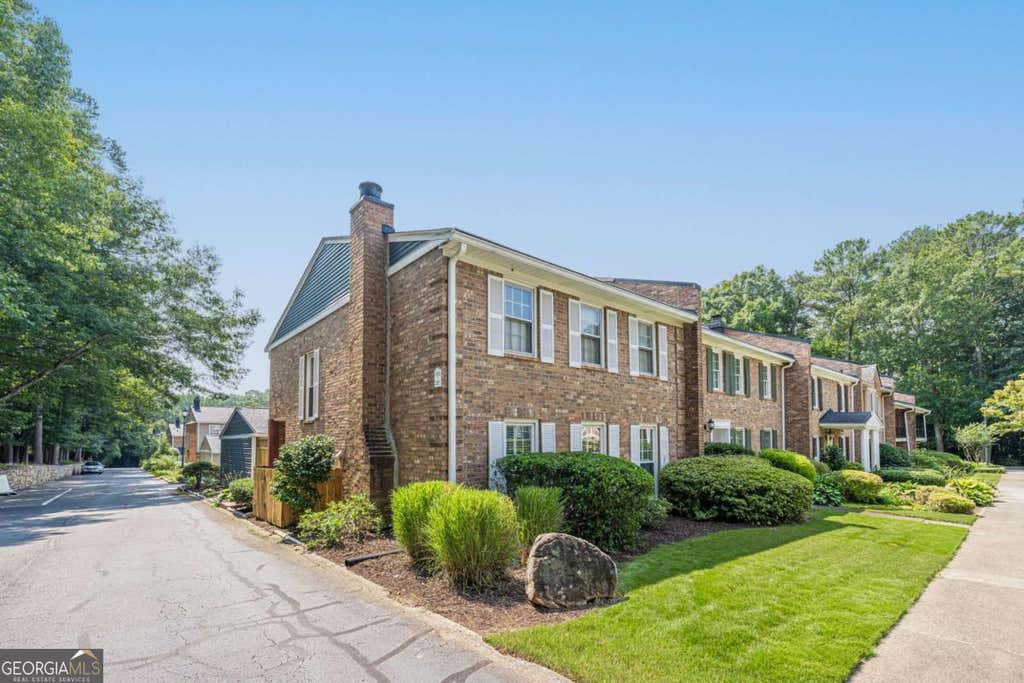 Photo of 2920 Lavista Way, Decatur, GA 30033 (MLS # 10816424)