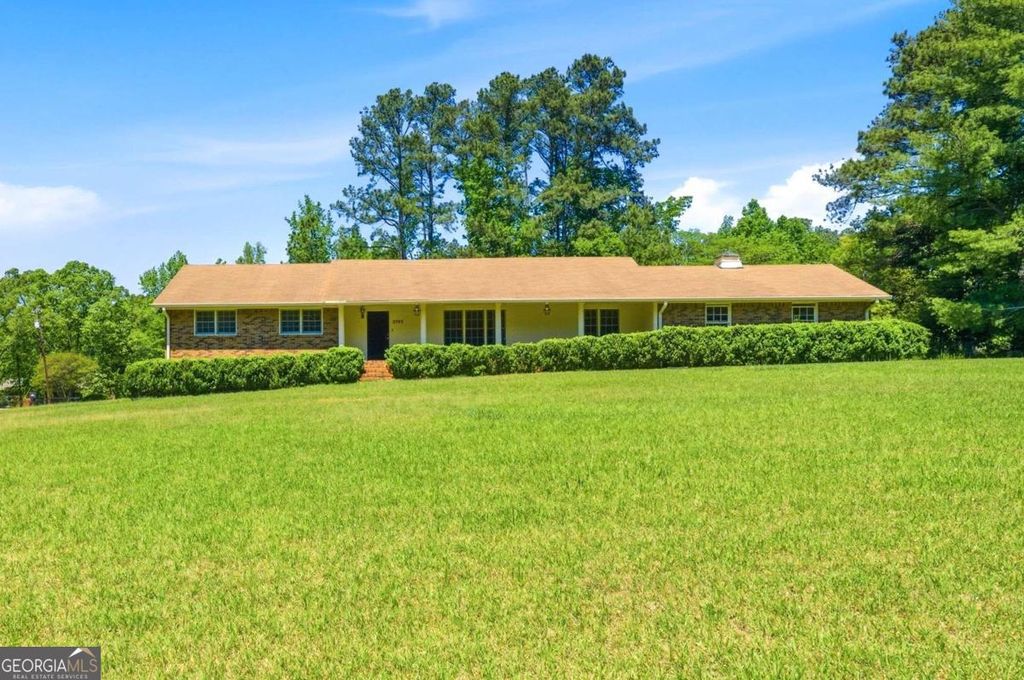 Photo of 2485 Maple Street, Snellville, GA 30078 (MLS # 10737176)