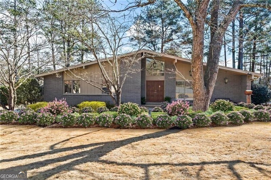 Photo of 4371 Bonaparte Drive, Tucker, GA 30084 (MLS # 10699052)