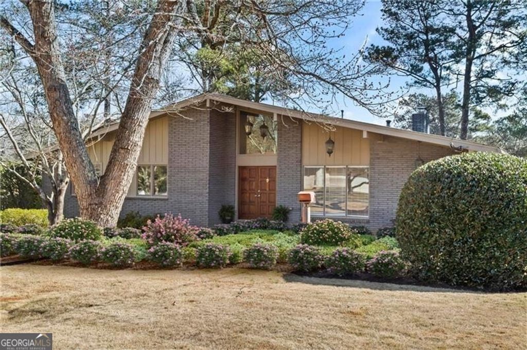 Photo of 4371 Bonaparte Drive, Tucker, GA 30084 (MLS # 10699052)