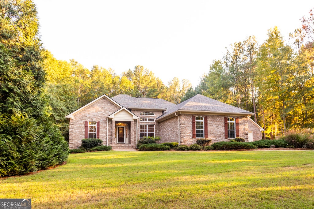 Photo of 681 Alcova Drive, Social Circle, GA 30025 (MLS # 10875763)