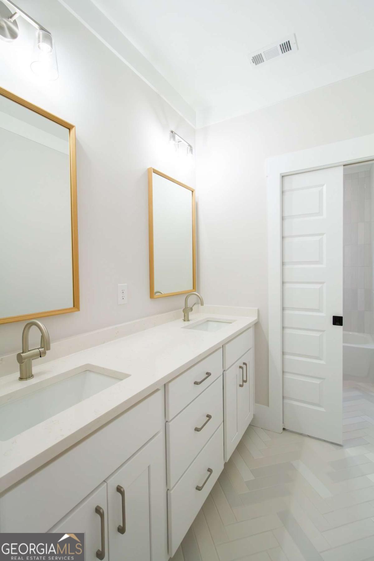 Chosewood Park/Grant Park area - Residential