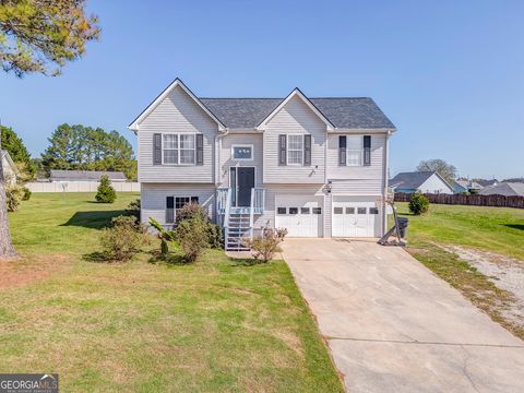 Photo of 208 Silverthorn Way, Cedartown, GA 30125 (MLS # 10626348)