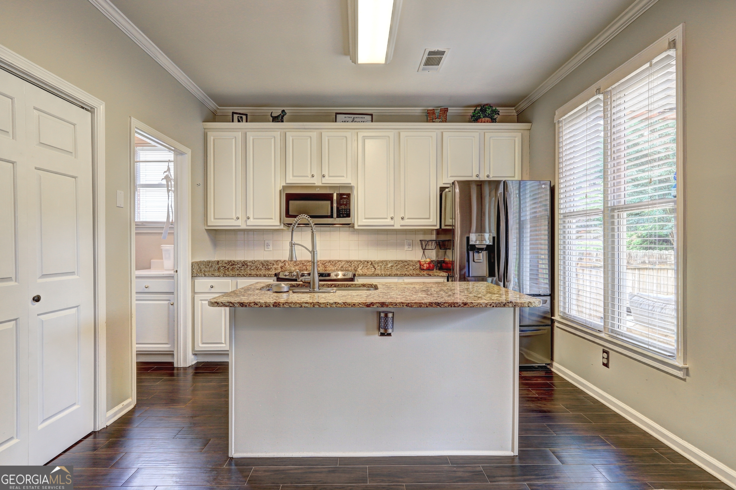 2230 Laurel Lake DR