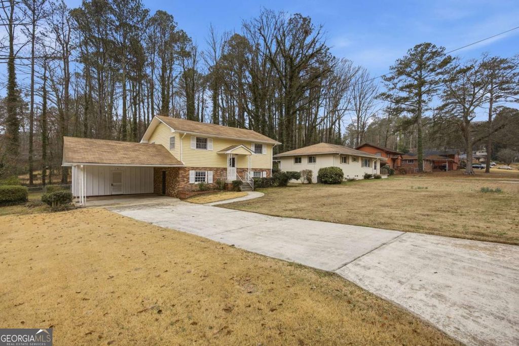 Photo of 2587 Bonnybrook Drive SW, Atlanta, GA 30311 (MLS # 10701574)