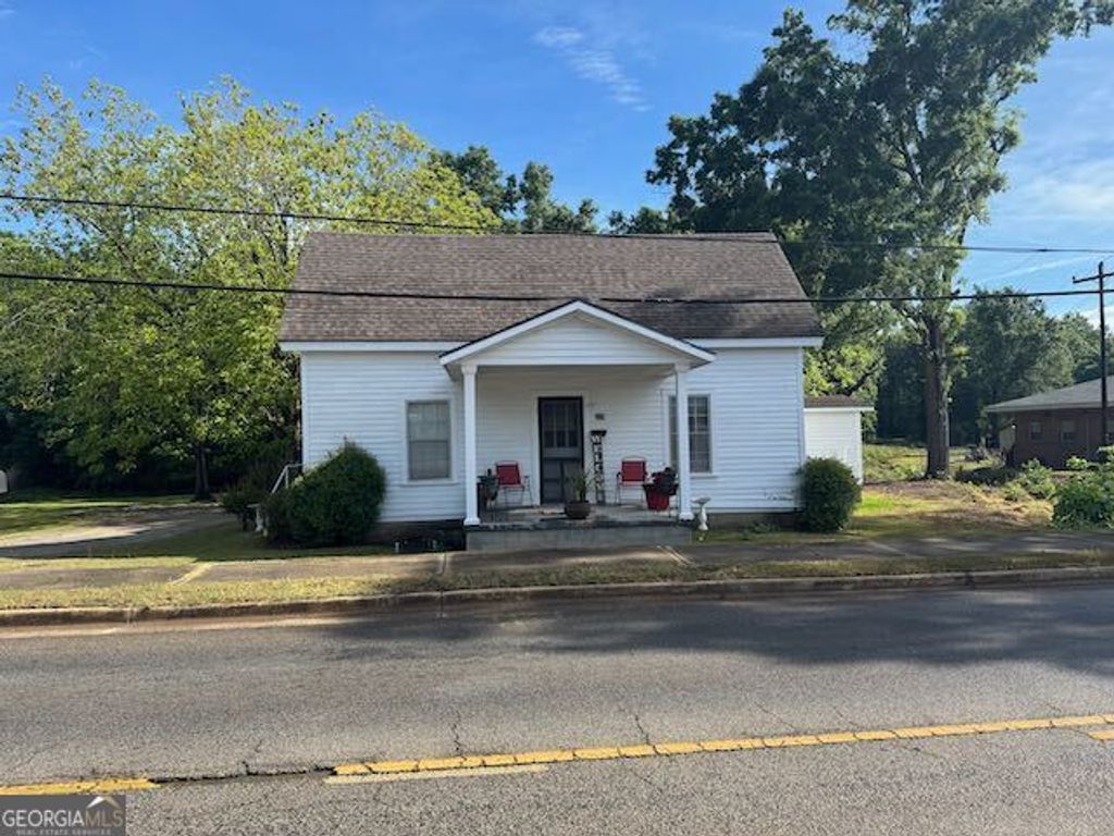 Photo of 319 E McCarty Street, Sandersville, GA 31082 (MLS # 10757829)