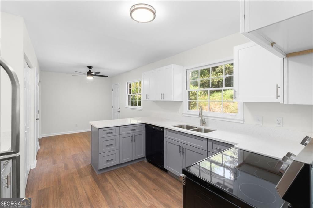 Photo of 4132 Rue Saint Germain, Stone Mountain, GA 30083 (MLS # 10769598)